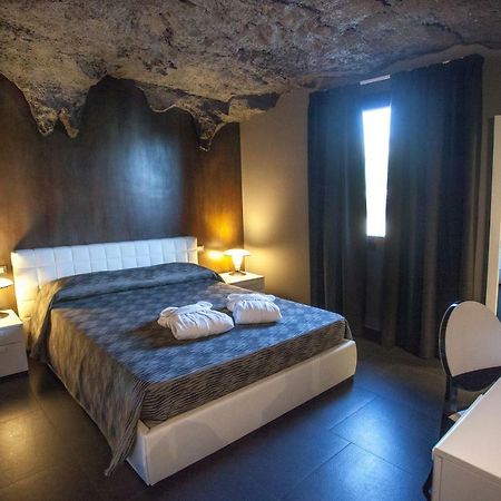 Tra Le Braccia Di Morfeo Bed & Breakfast Terrasini Ngoại thất bức ảnh